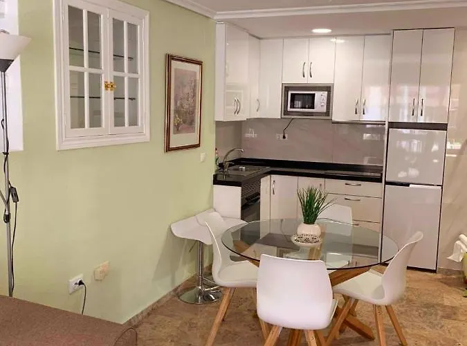 Manolo,punta Prima,400m From The Sea & Swimming Pool Torrevieja