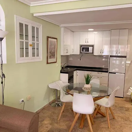 Manolo,punta Prima,400m From The Sea & Swimming Pool شقة *